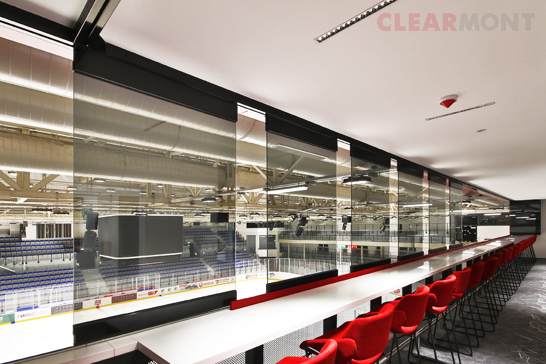 Skleněné mobilní stěny