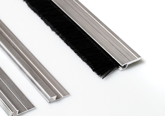 Těsnicí kartáček